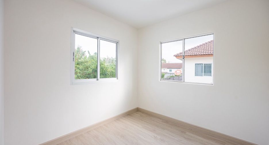 Casa adosada en venta de 3 habitaciones en Mueang Nonthaburi, Nonthaburi