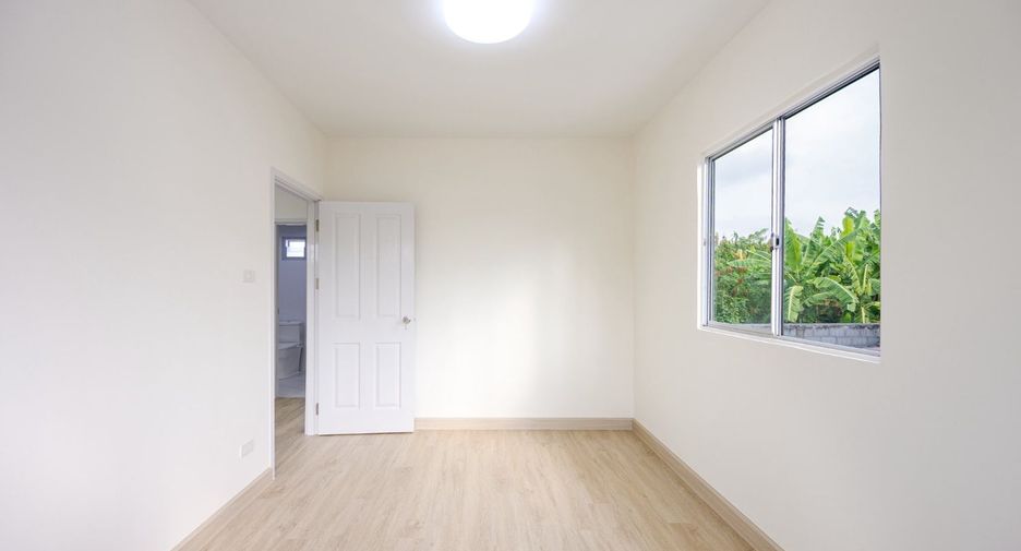 Casa adosada en venta de 3 habitaciones en Mueang Nonthaburi, Nonthaburi