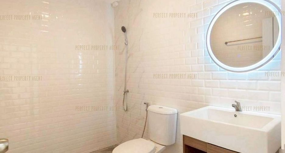 For sale 4 bedrooms townhouse in Bang Bua Thong, Nonthaburi