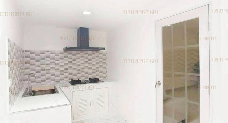 For sale 4 bedrooms townhouse in Bang Bua Thong, Nonthaburi