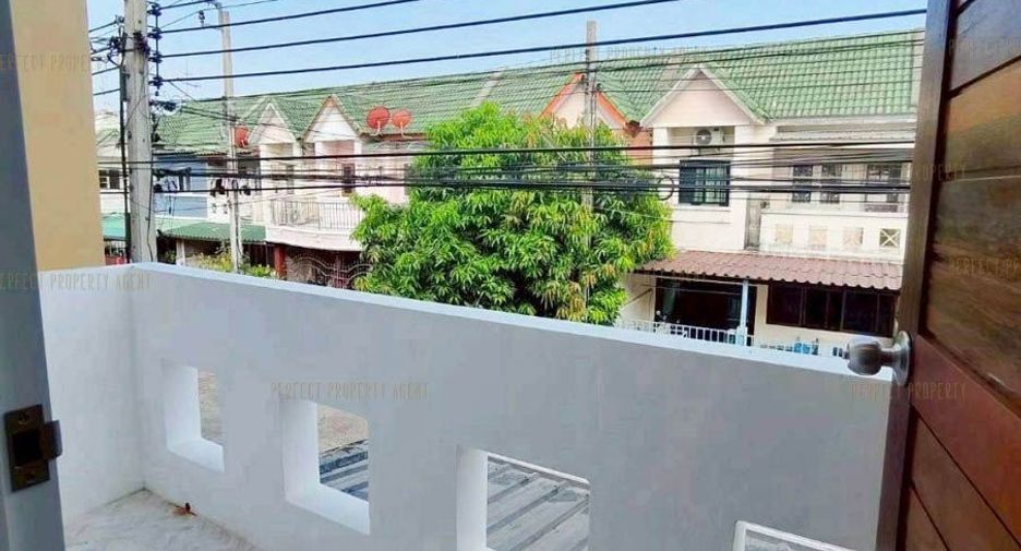 For sale 4 bedrooms townhouse in Bang Bua Thong, Nonthaburi