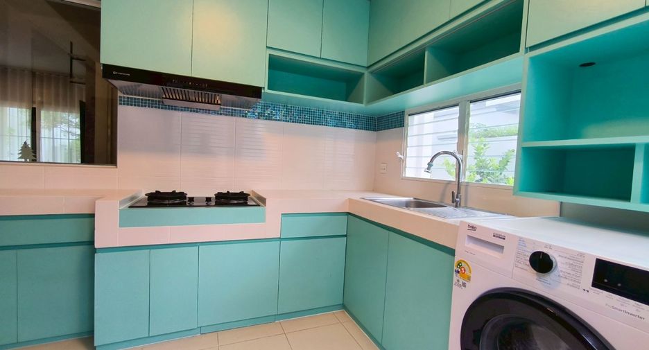 For sale 4 bedrooms house in Bang Phli, Samut Prakan
