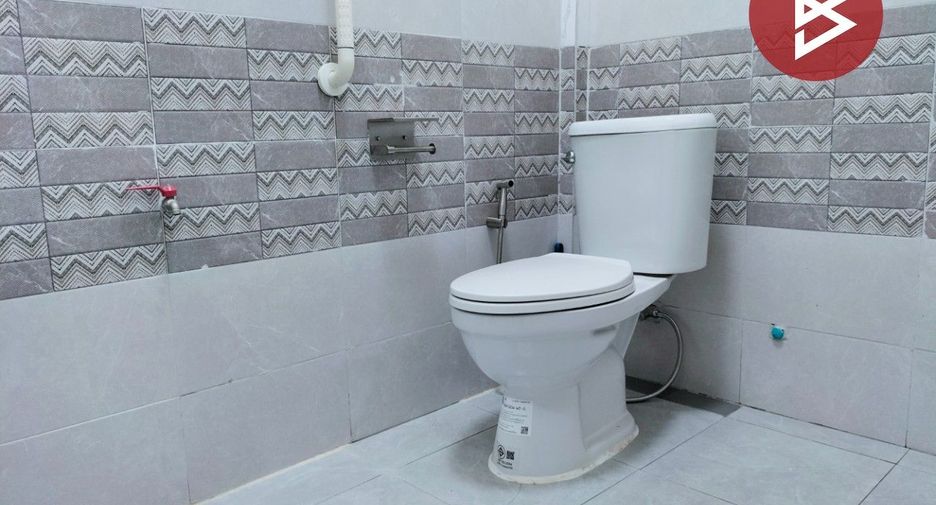 For sale 2 bedrooms townhouse in Phra Khanong, Bangkok