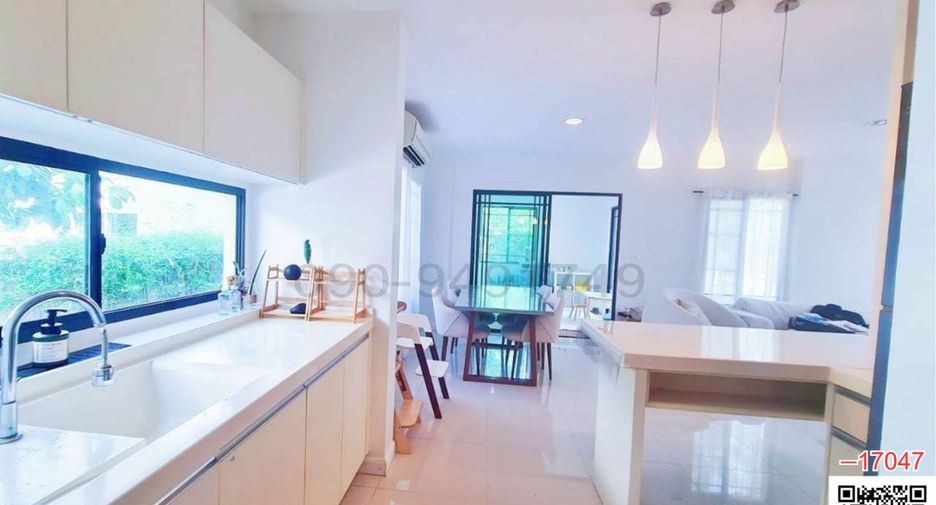 For rent 4 ベッドルーム house in Sai Mai, Bangkok