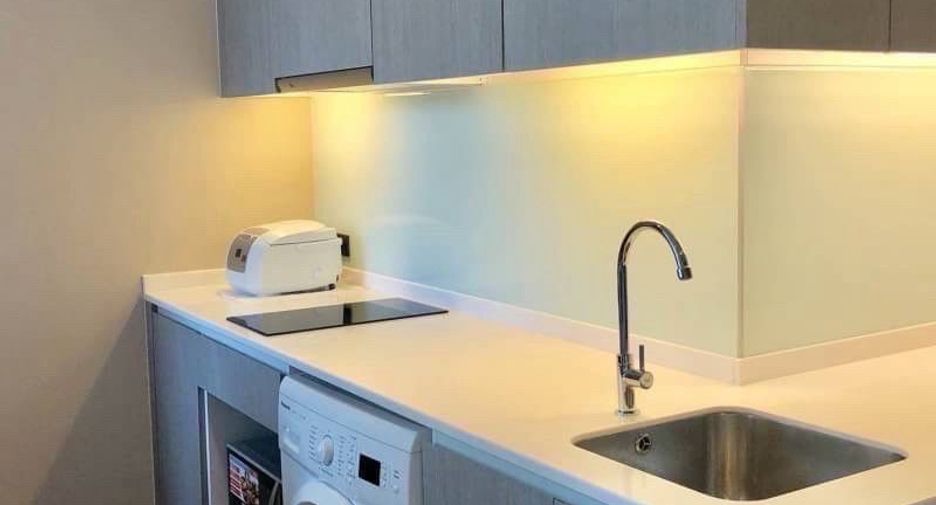 For rent and for sale 1 bed condo in Si Racha, Chonburi