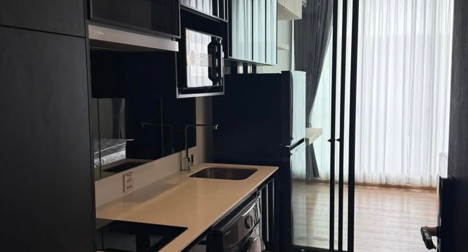Haus zur Miete mit 1 Zimmer in Phaya Thai, Bangkok