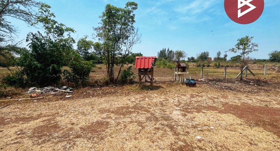 For sale 2 bedrooms house in Manorom, Chainat
