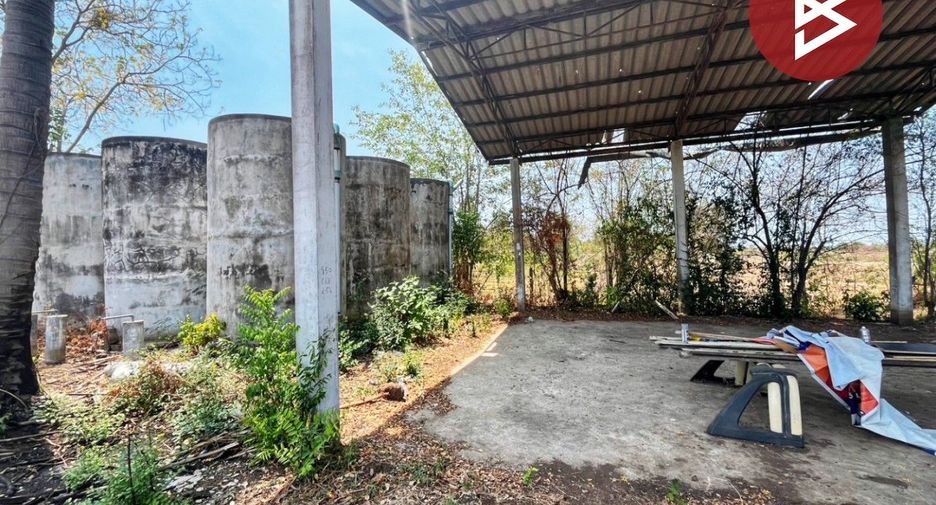 For sale 2 bedrooms house in Manorom, Chainat