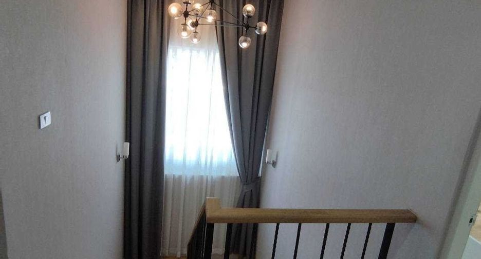 For sale 4 bedrooms house in Thung Khru, Bangkok