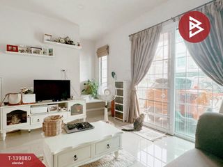 For sale 3 bedrooms townhouse in Mueang Chachoengsao, Chachoengsao