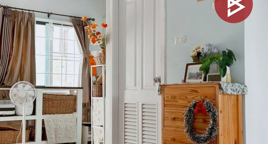 For sale 3 bedrooms townhouse in Mueang Chachoengsao, Chachoengsao