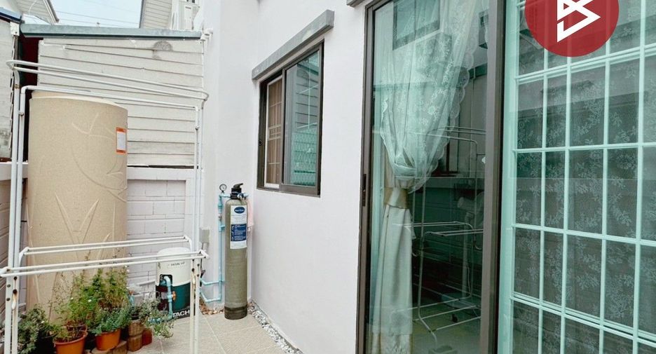 For sale 3 bedrooms townhouse in Mueang Chachoengsao, Chachoengsao