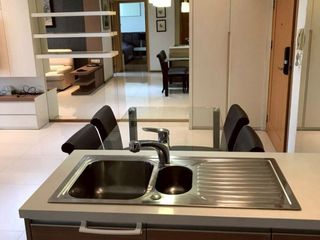 Condo en alquiler de 1 habitaciones en Khlong Toei, Bangkok