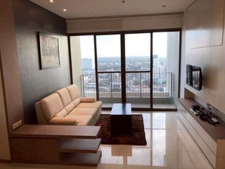 Condo en alquiler de 1 habitaciones en Khlong Toei, Bangkok
