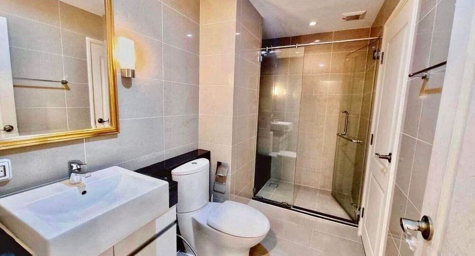For rent 1 bed condo in Huai Khwang, Bangkok