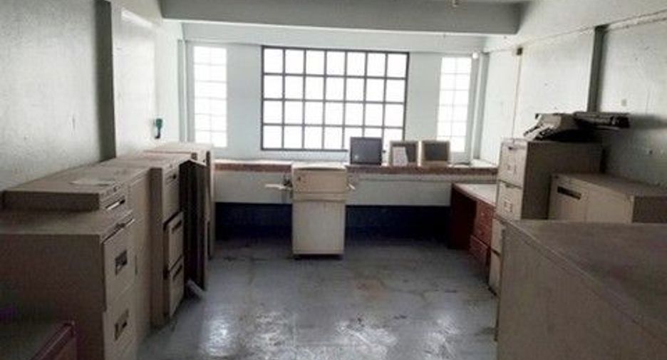 For sale 1 bed retail Space in Bang Bua Thong, Nonthaburi