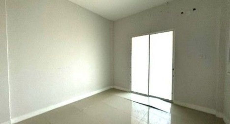 For sale 1 bed townhouse in Prachantakham, Prachin Buri