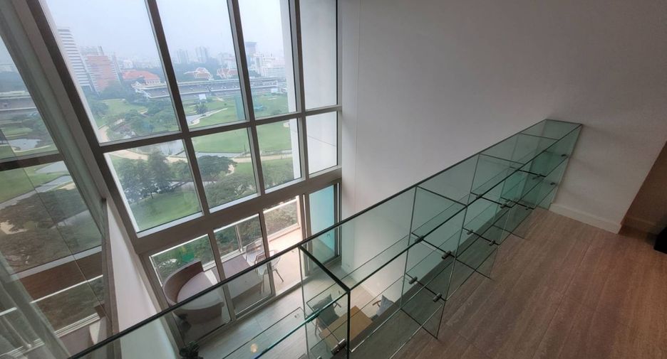 Condo en alquiler de 2 habitaciones en Pathum Wan, Bangkok