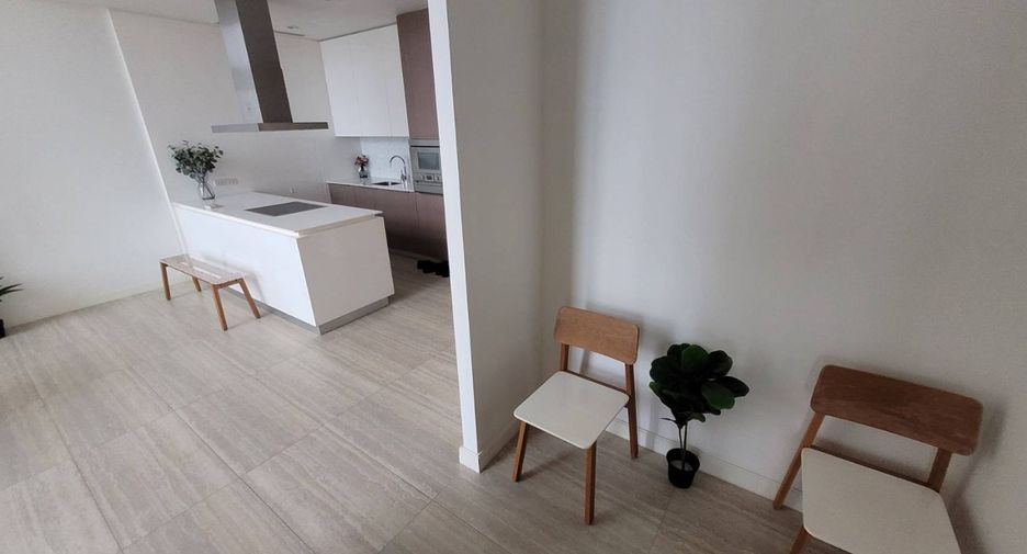 Condo en alquiler de 2 habitaciones en Pathum Wan, Bangkok