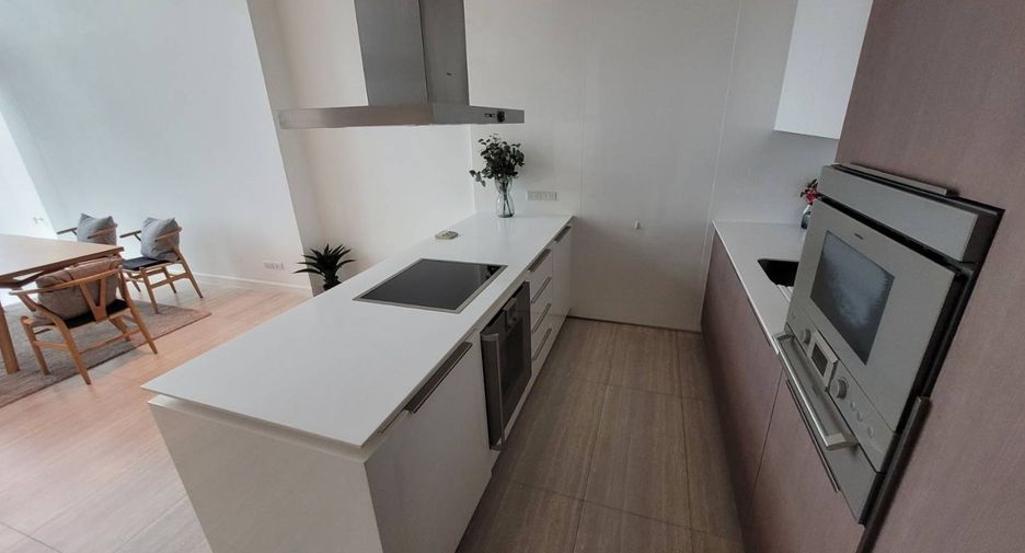 Condo en alquiler de 2 habitaciones en Pathum Wan, Bangkok