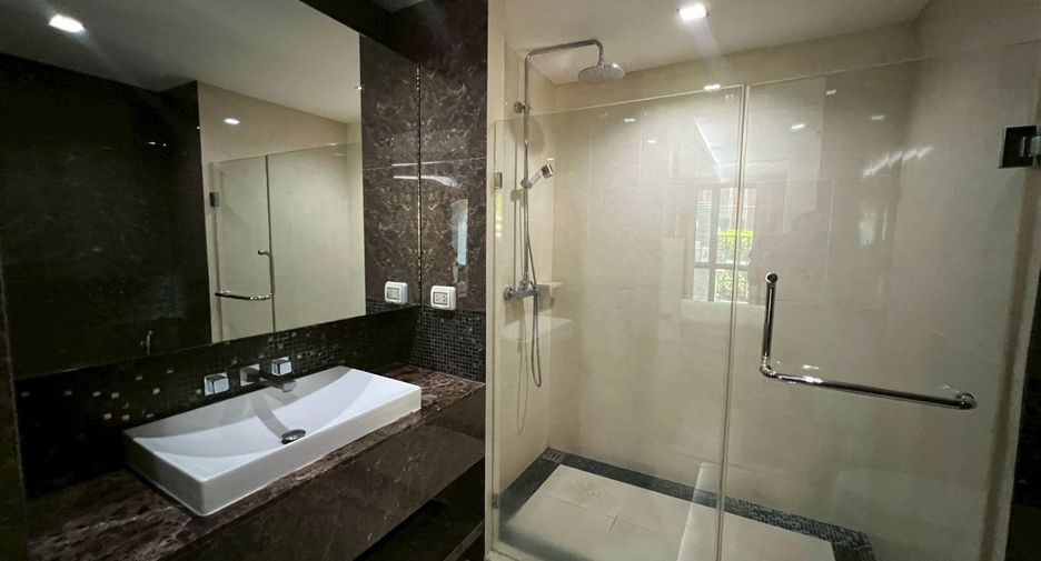 À louer 1 chambre condo à Watthana, Bangkok