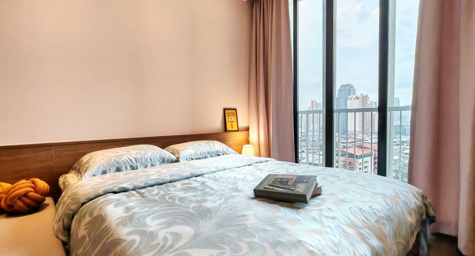 For sale 1 bed condo in Khlong Toei, Bangkok