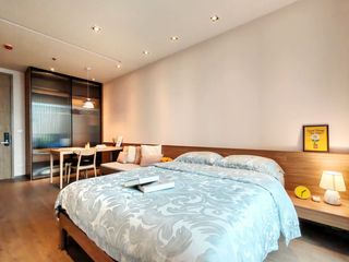 For sale 1 bed condo in Khlong Toei, Bangkok