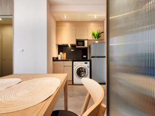 For sale 1 bed condo in Khlong Toei, Bangkok