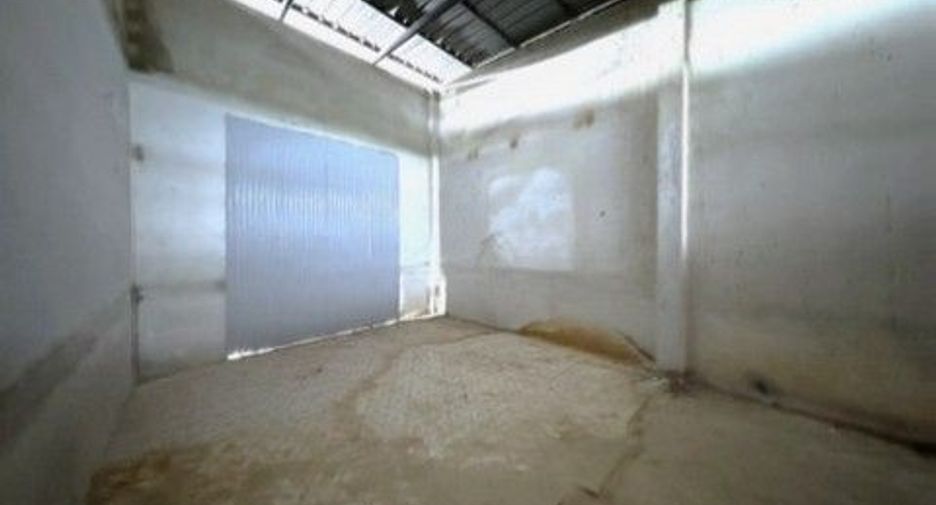 For sale 1 bed retail Space in Khao Khitchakut, Chanthaburi
