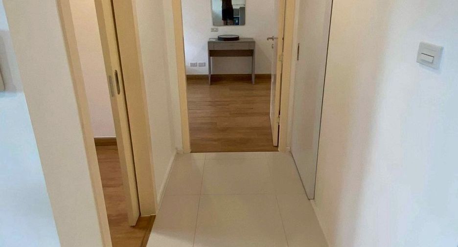 For sale 1 bed condo in Phra Khanong, Bangkok