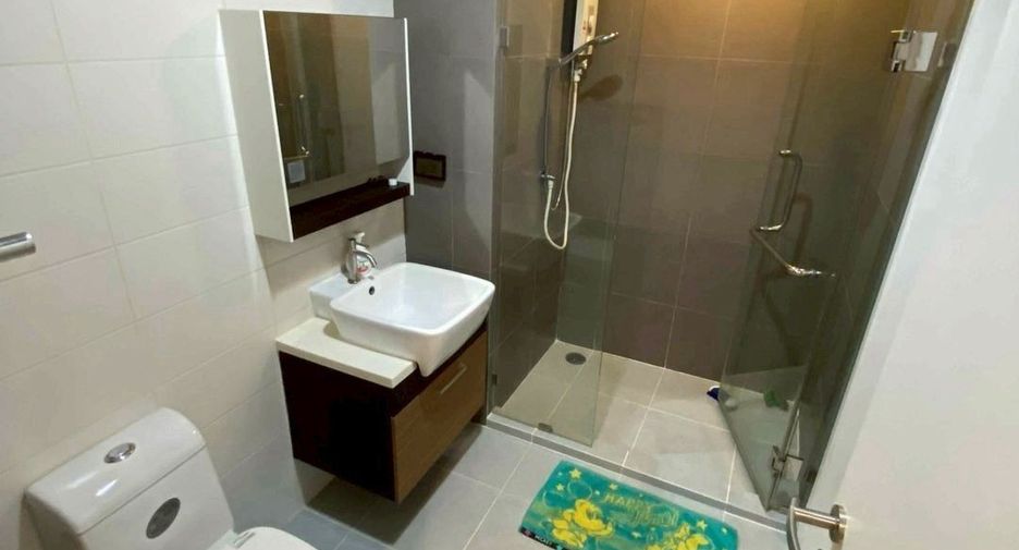 For sale 1 bed condo in Phra Khanong, Bangkok
