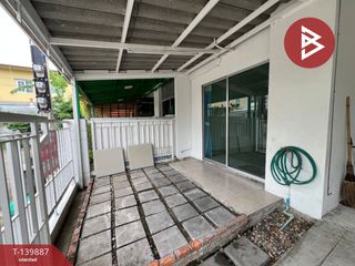 For sale 3 ベッドルーム townhouse in Thung Khru, Bangkok