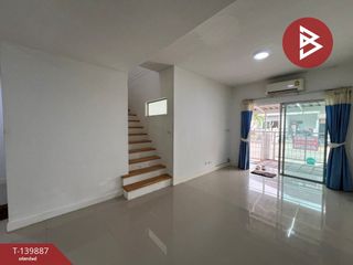 For sale 3 bedrooms townhouse in Thung Khru, Bangkok