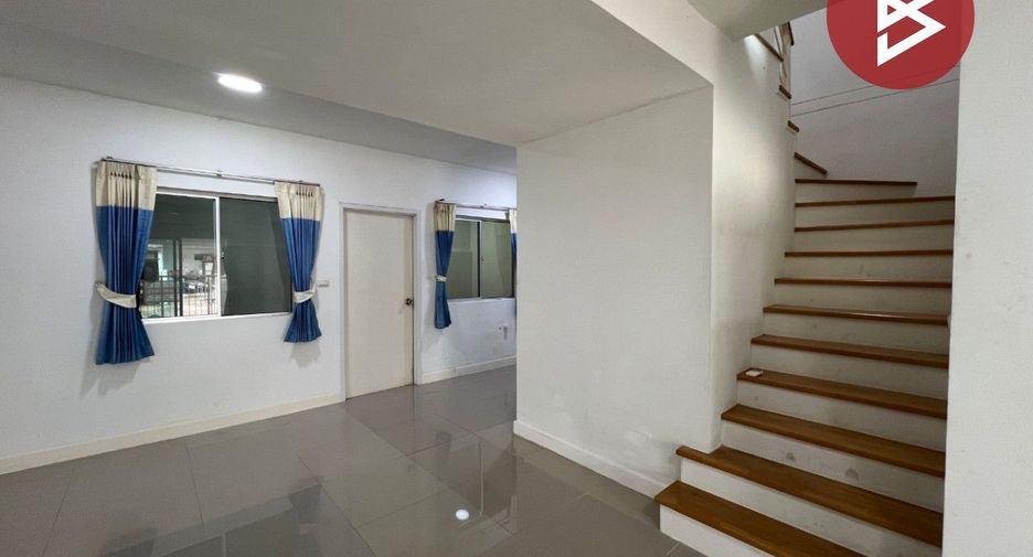For sale 3 bedrooms townhouse in Thung Khru, Bangkok