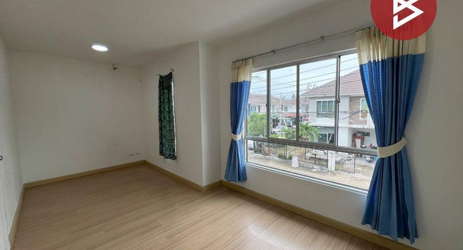 For sale 3 bedrooms townhouse in Thung Khru, Bangkok