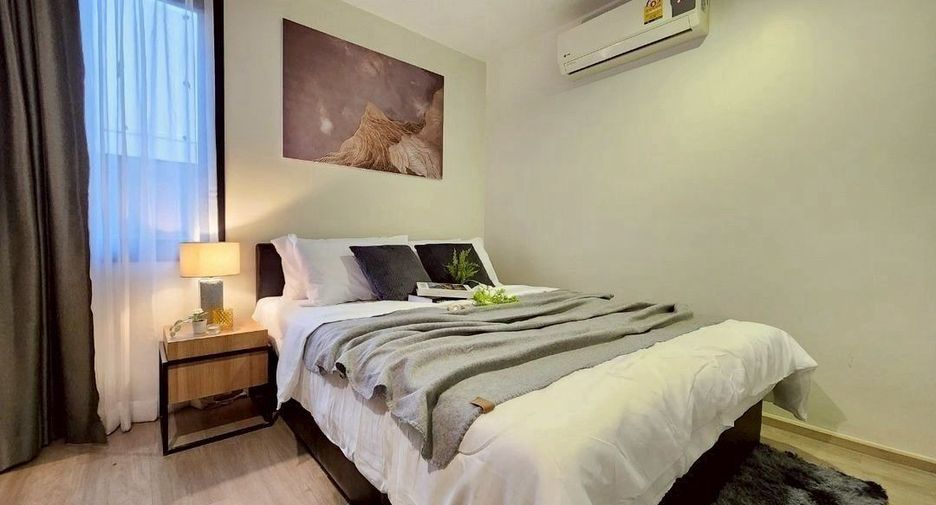 For sale 3 bedrooms condo in Khlong Toei, Bangkok