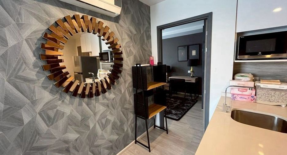 Condo en alquiler de 2 habitaciones en Khlong Toei, Bangkok