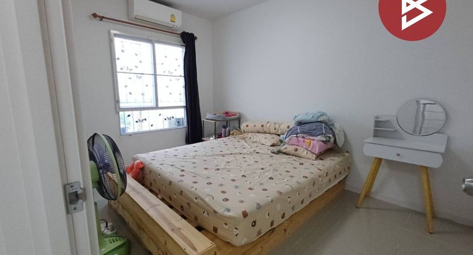 For sale 3 bedrooms townhouse in Mueang Samut Prakan, Samut Prakan