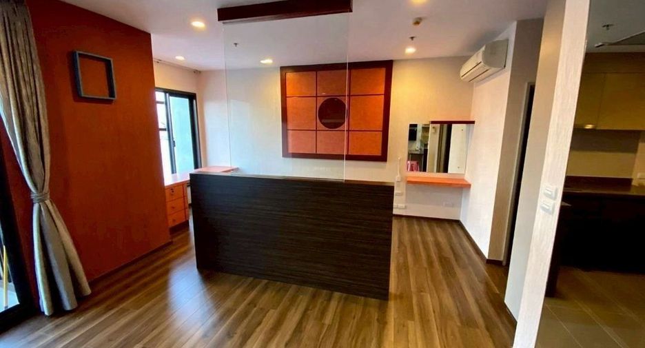 For sale 1 bed condo in Phaya Thai, Bangkok