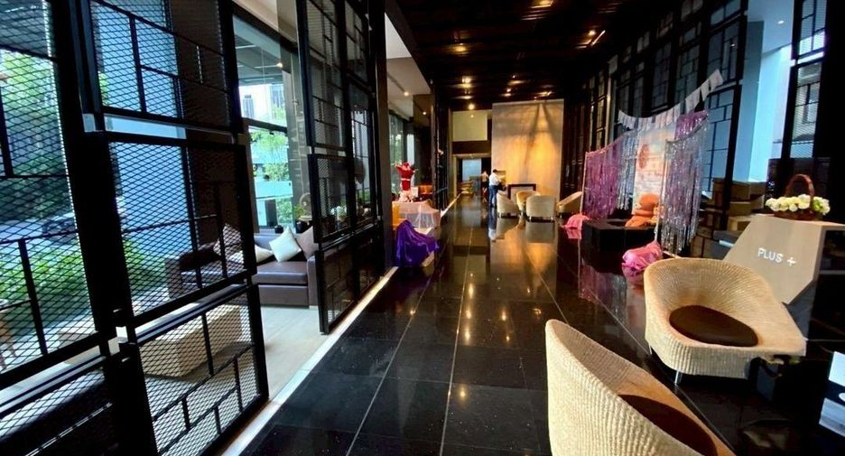 For sale 1 bed condo in Phaya Thai, Bangkok