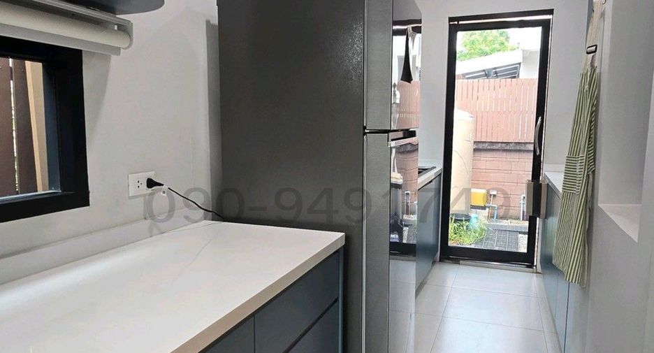 For rent 3 bedrooms house in Sai Mai, Bangkok