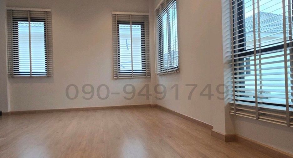 For rent 3 bedrooms house in Sai Mai, Bangkok