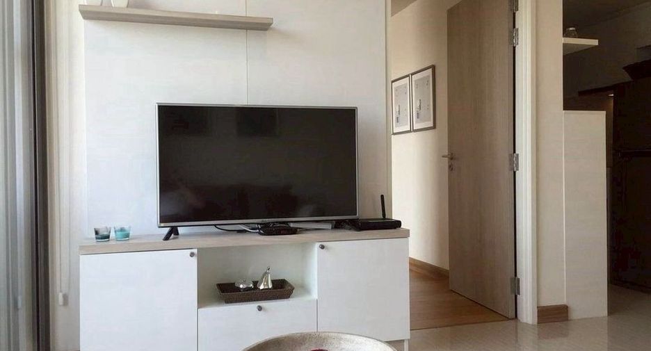 For rent and for sale 1 bed condo in Watthana, Bangkok