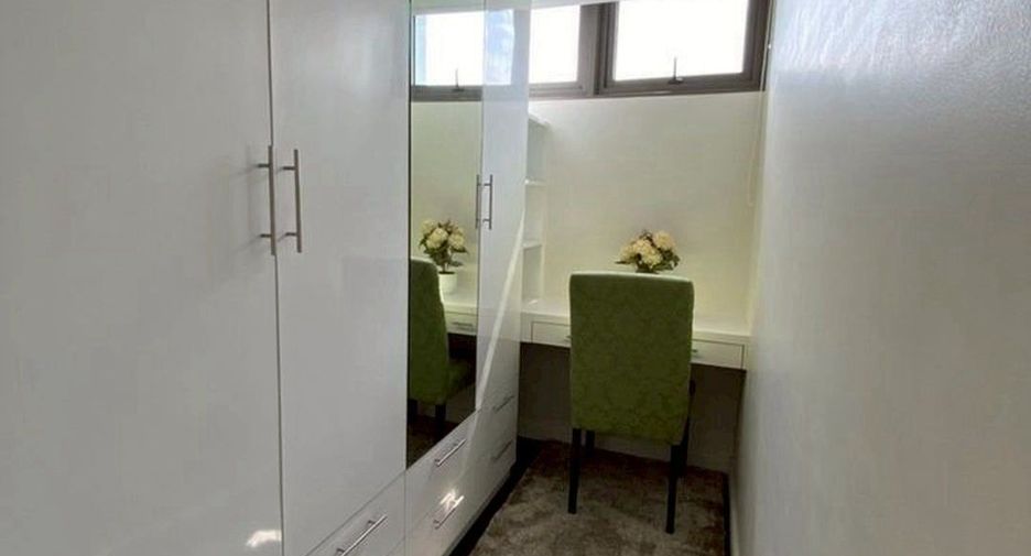 For rent and for sale 1 bed condo in Watthana, Bangkok