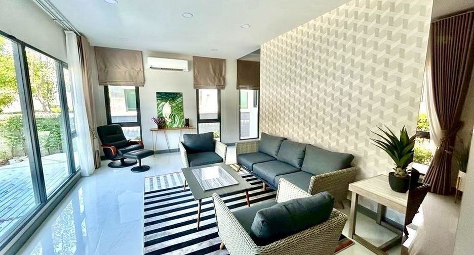 For rent and for sale 4 bedrooms house in Bang Phli, Samut Prakan