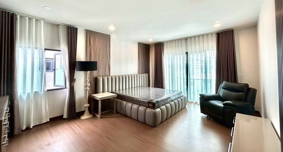 For rent and for sale 4 bedrooms house in Bang Phli, Samut Prakan