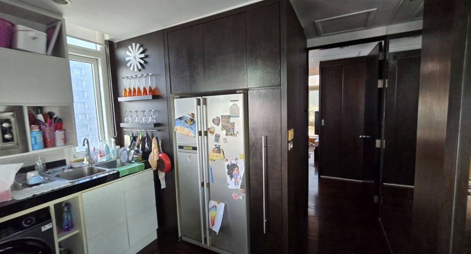 Wohnung zum Kauf mit 3 Zimmer in Watthana, Bangkok