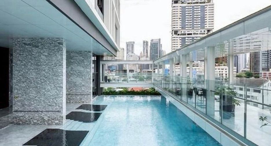 For rent 1 bed condo in Khlong Toei, Bangkok