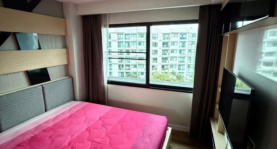 For rent 2 bedrooms condo in Jomtien, Pattaya