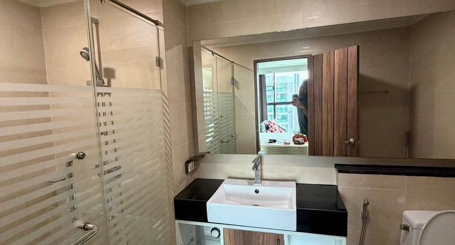 For rent 2 bedrooms condo in Jomtien, Pattaya